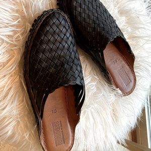 Mohinder slip-on